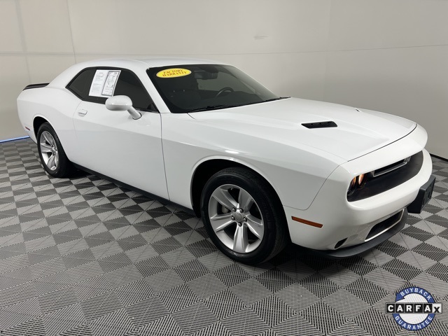 2023 Dodge Challenger SXT's photo