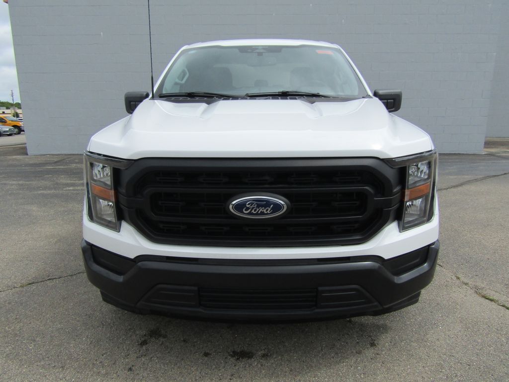 2023 Ford F-150 XL photo 2