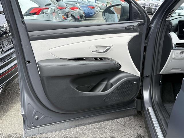 2025 Hyundai Tucson Limited photo 26