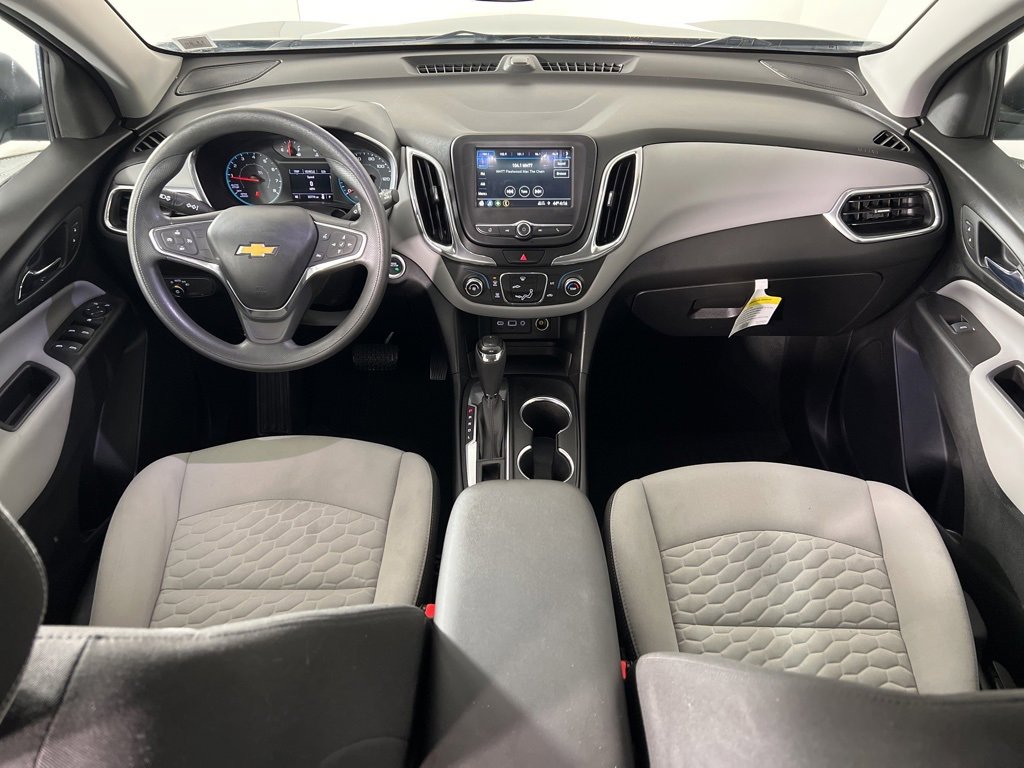 2019 Chevrolet Equinox LS photo 2