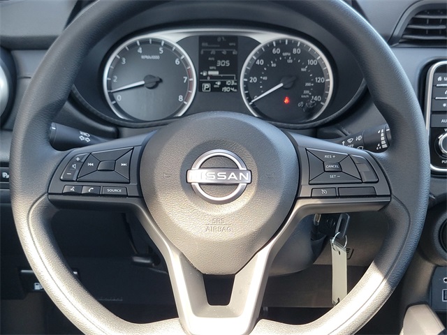 2025 Nissan Versa 1.6 S photo 27