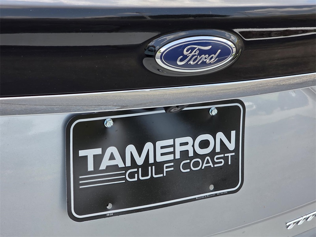 2020 Ford Edge Titanium photo 36