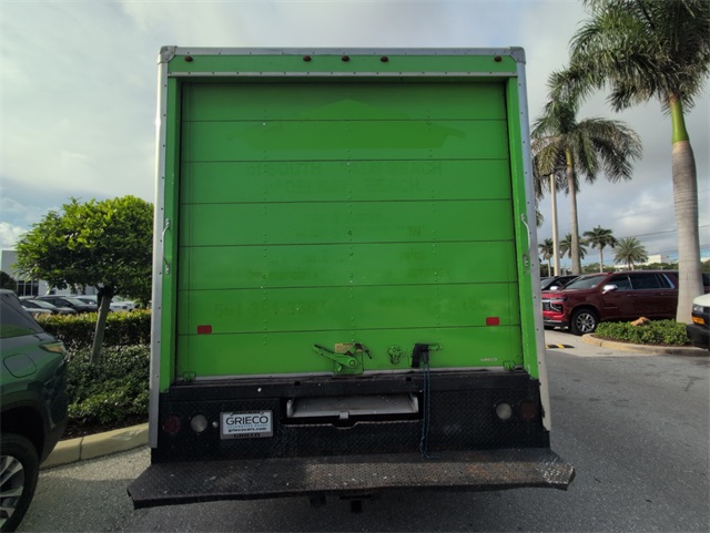 2015 Chevrolet Express 3500 Work Van photo 4