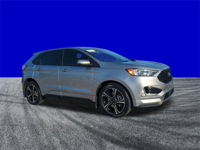 2021 Ford Edge ST photo 2