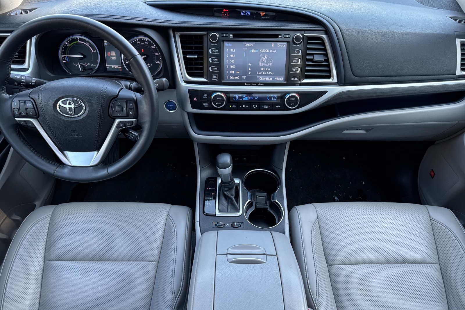 2018 Toyota Highlander Hybrid Limited photo 3