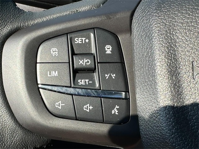 2025 Ford Ranger Lariat photo 11