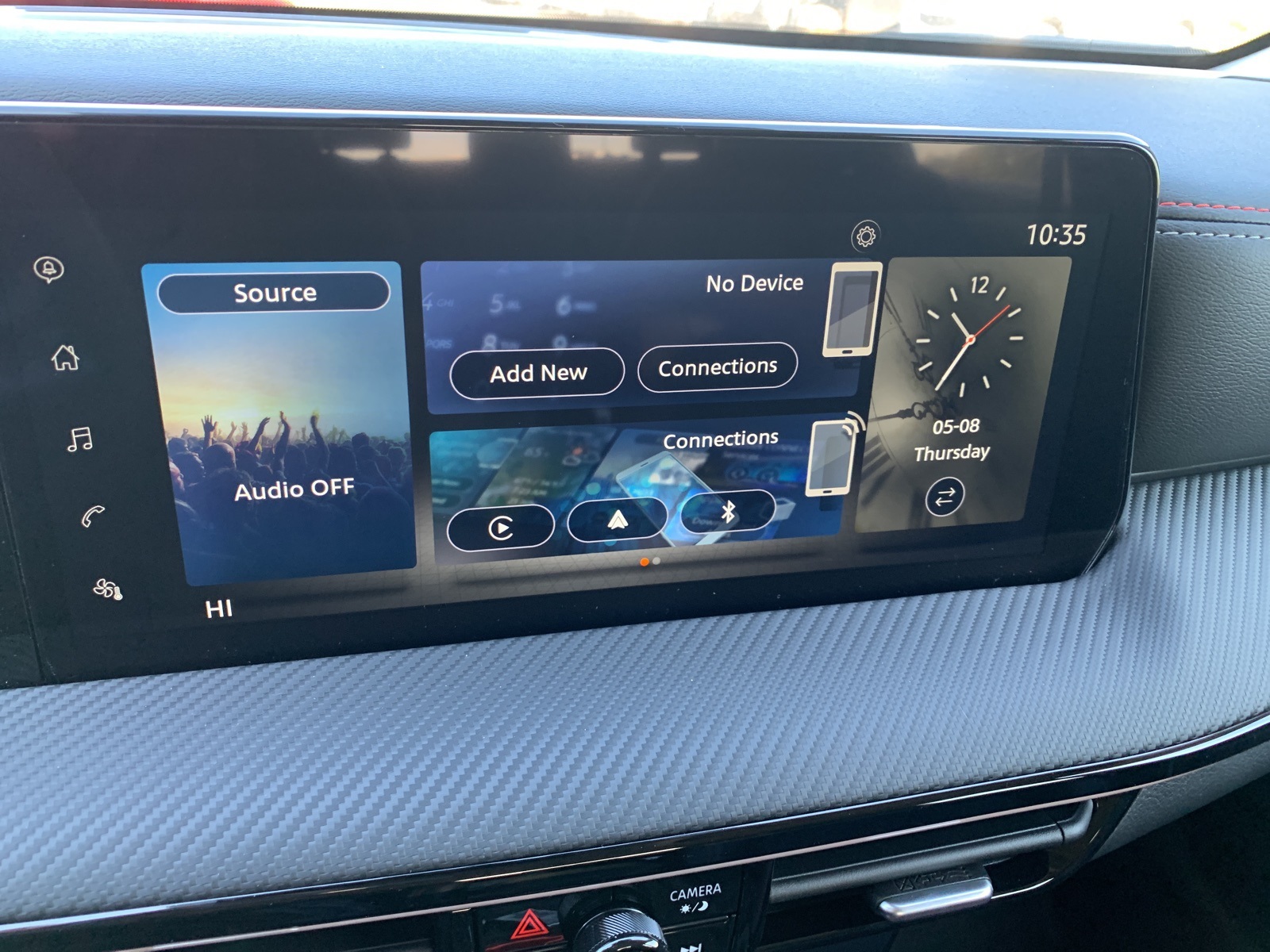 2025 Nissan Kicks SR photo 6