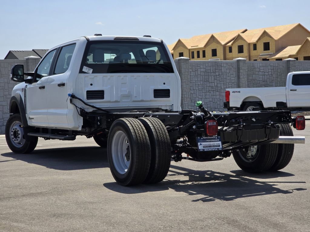 2025 Ford F-550 XL photo 4