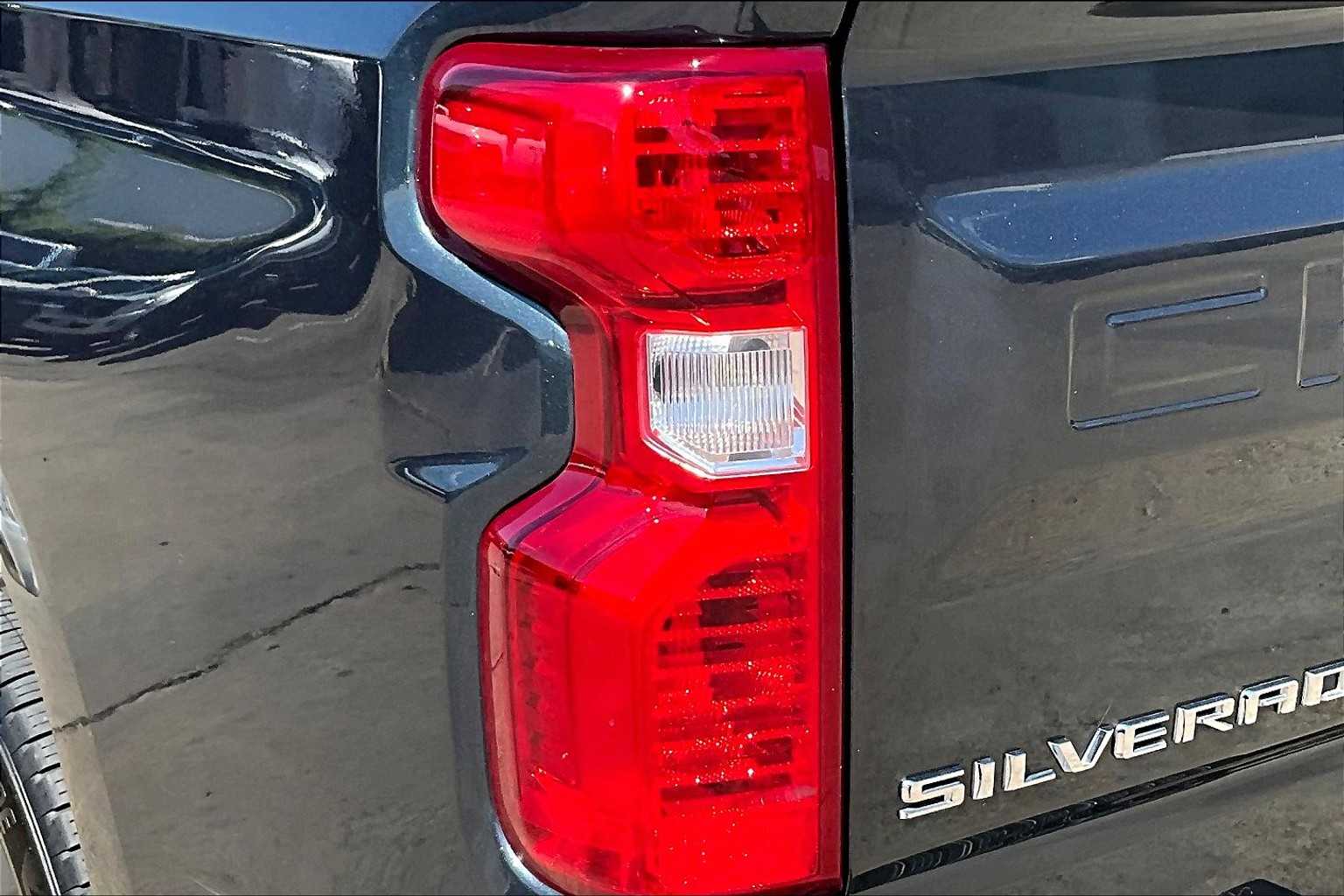 2019 Chevrolet Silverado 1500 LT photo 26