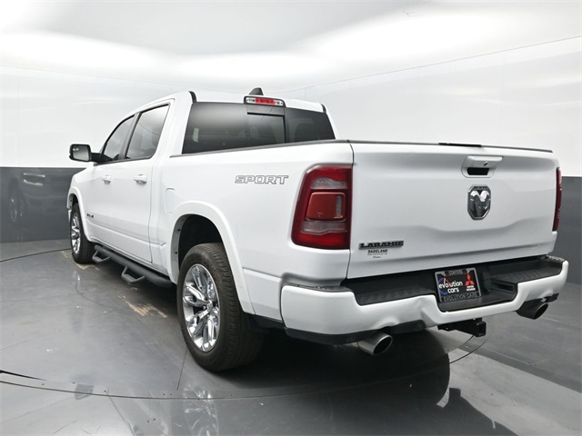 2022 Ram 1500 Laramie photo 2