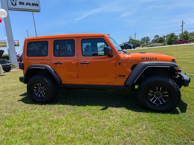 2025 Jeep Wrangler Willys photo 2