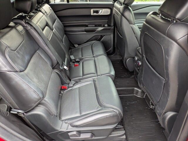 2020 Ford Explorer ST photo 27
