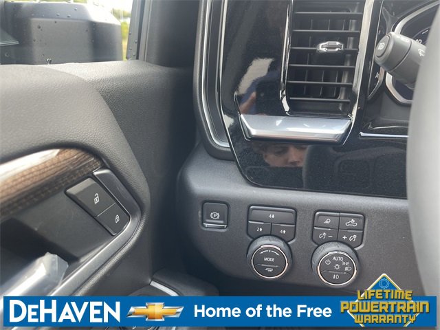 2026 Chevrolet Silverado 2500HD LT photo 17