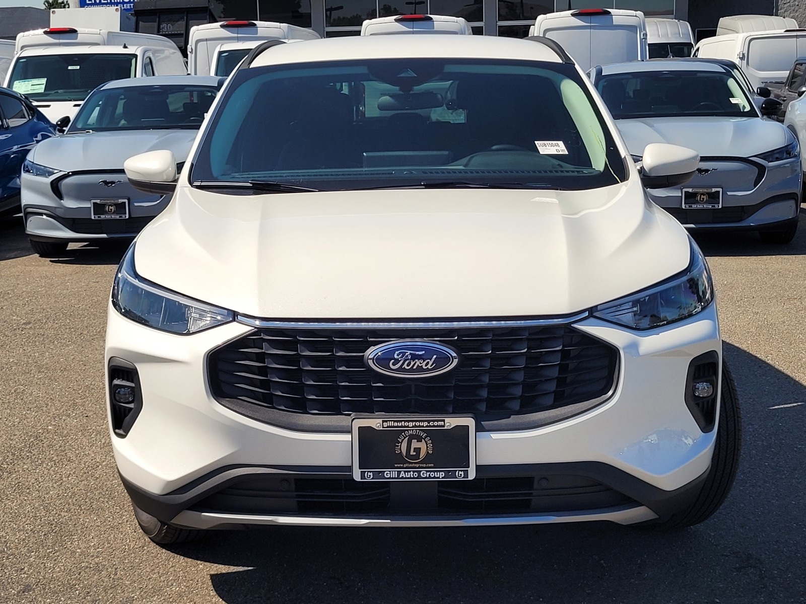 2025 Ford Escape Base photo 2