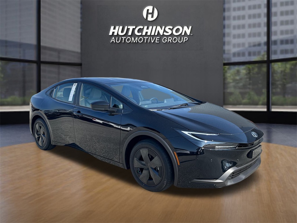 2026 Toyota bZ XLE's photo