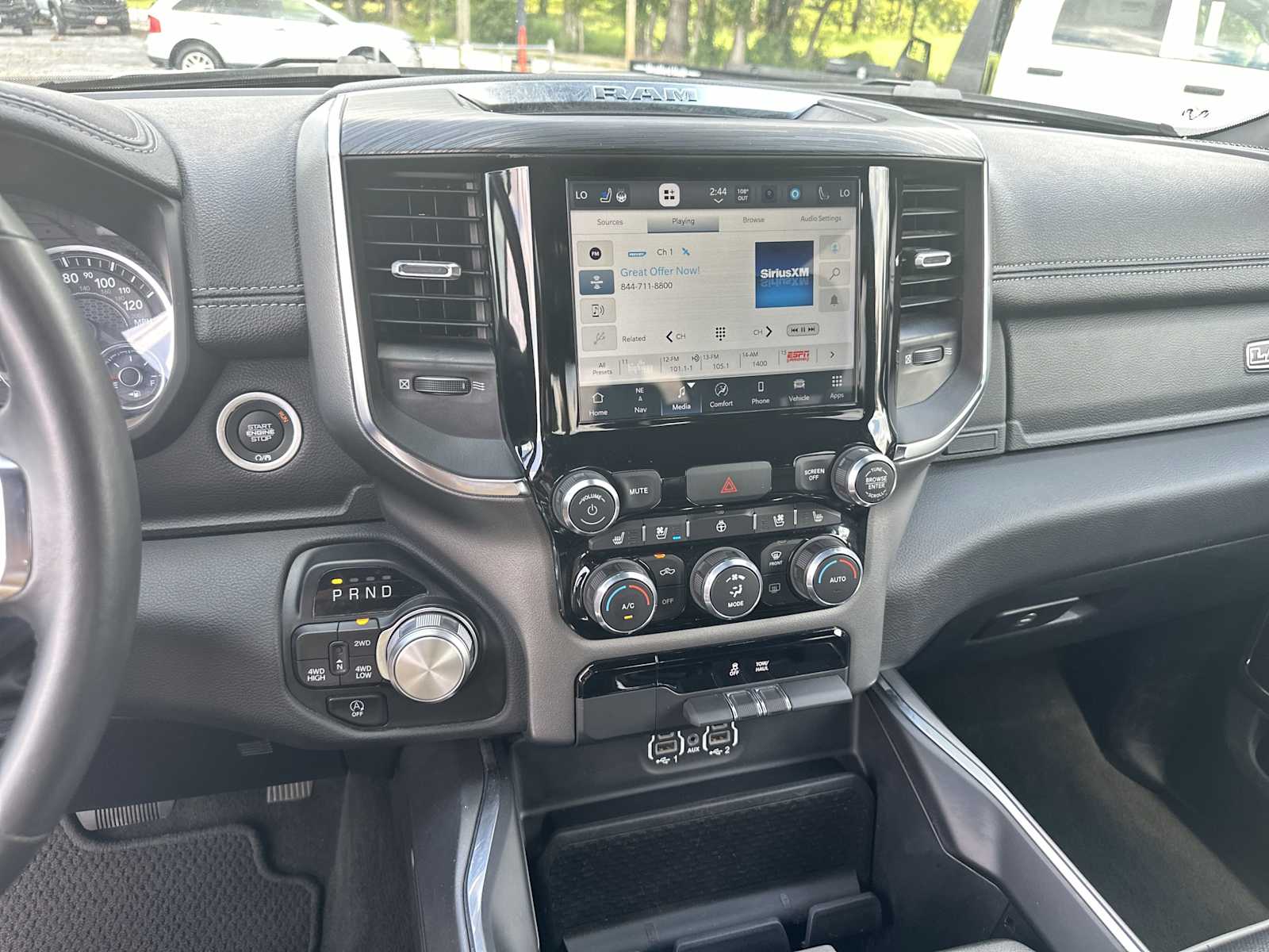 2024 Ram 1500 Laramie photo 24