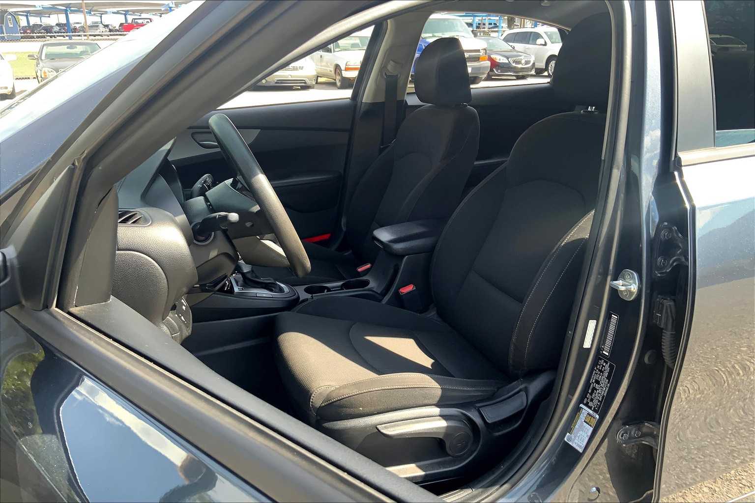 2021 Kia Forte LXS photo 7