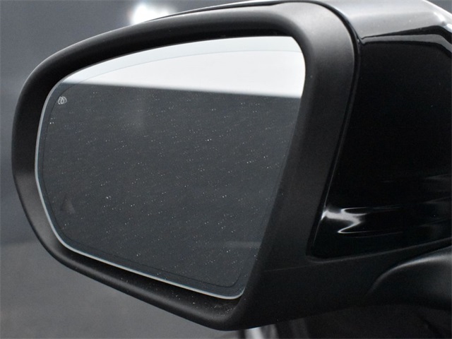 2021 Mercedes Benz GLC 300 photo 3