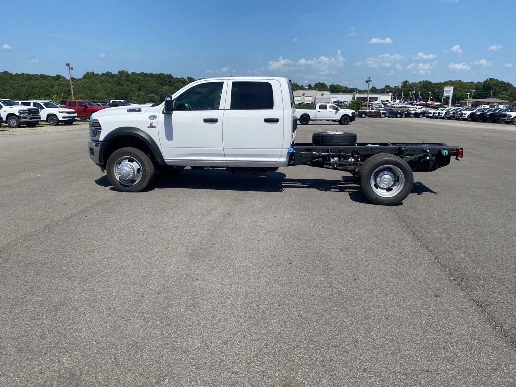 2025 Ram 5500 Tradesman photo 8