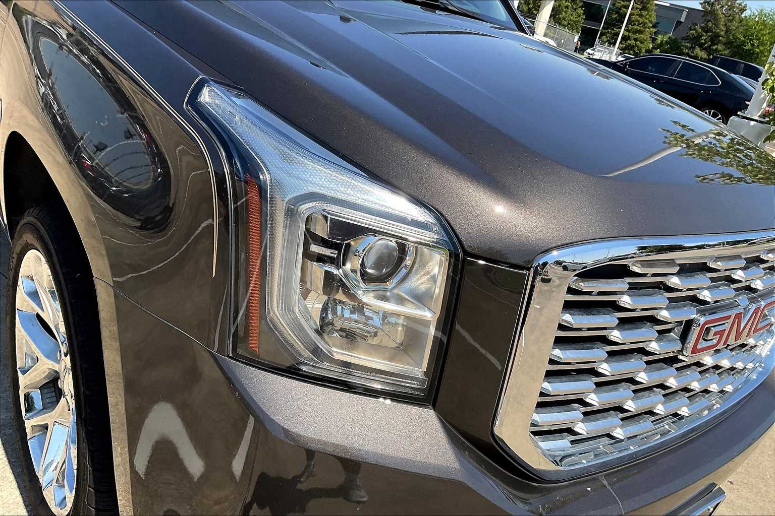 2019 Gmc Yukon Denali photo 25