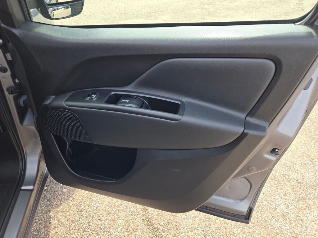 2021 Ram ProMaster City Tradesman SLT photo 5