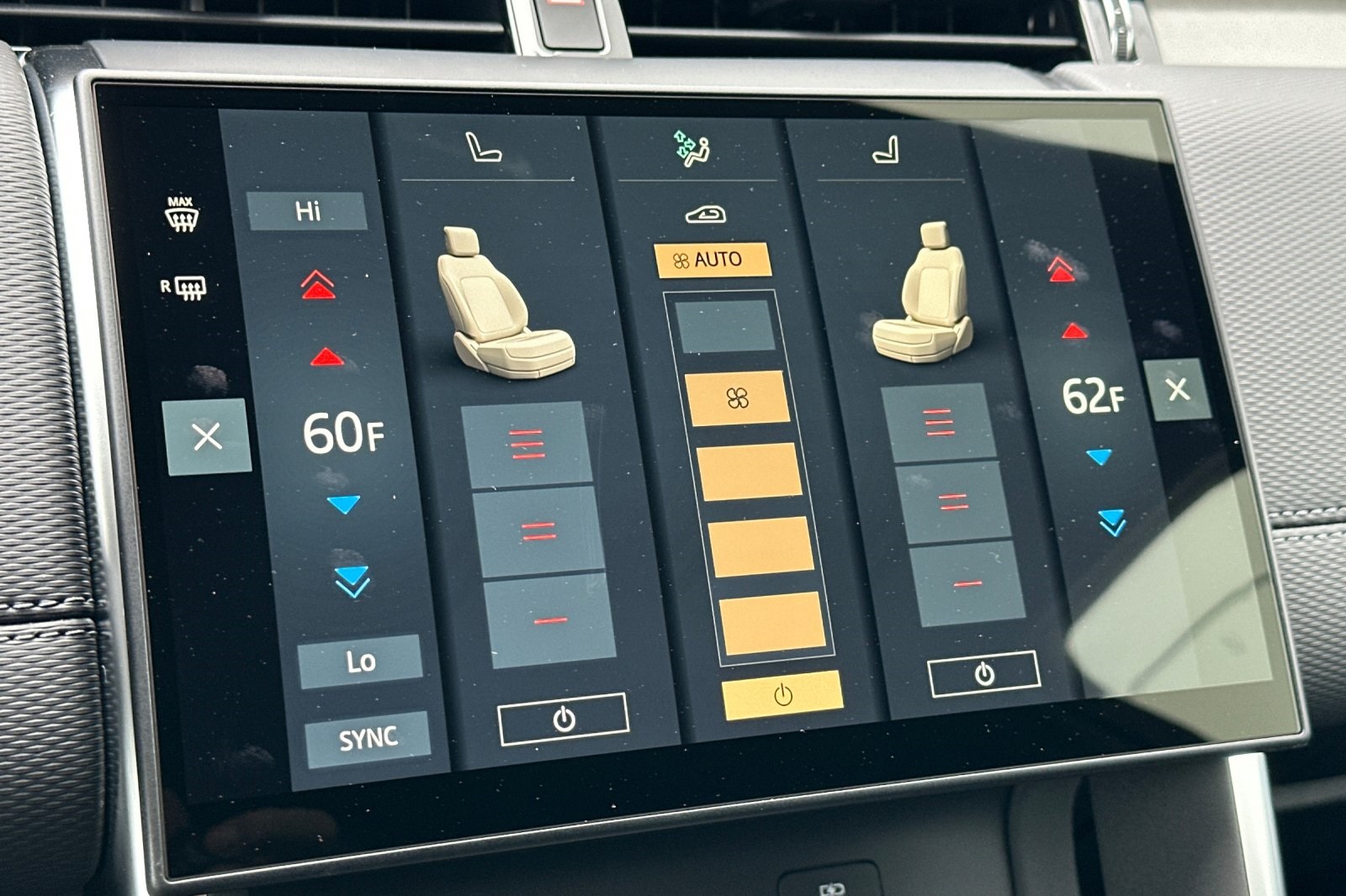 2025 Land Rover Discovery Sport Dynamic SE photo 22