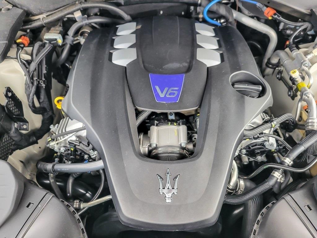 2022 MASERATI LEVANTE - Image 24