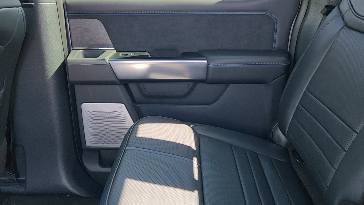 2025 Ford F-350 Platinum photo 20