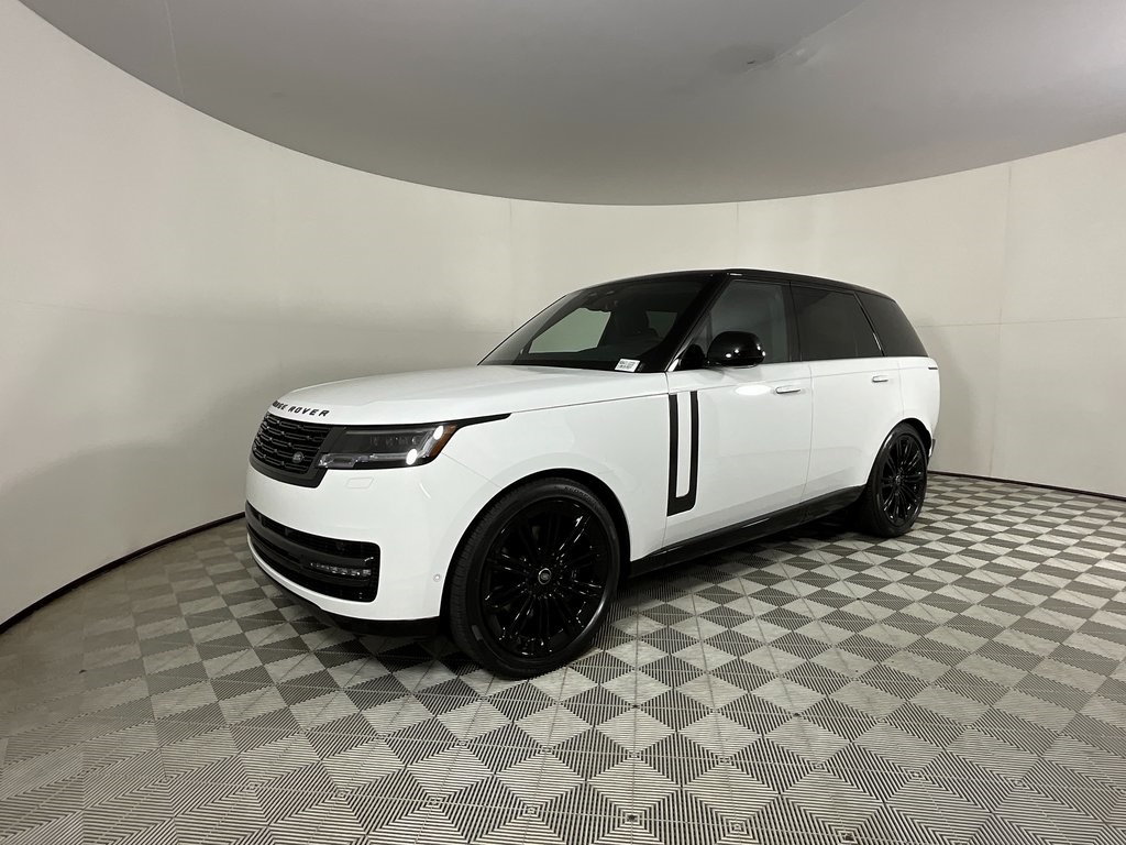 2025 Land Rover Range Rover SE's photo