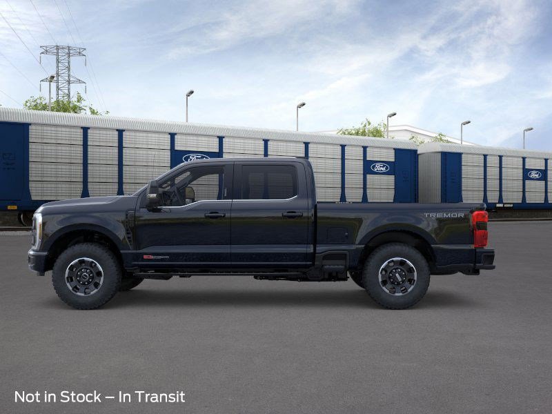 2026 Ford F-350 Lariat photo 3