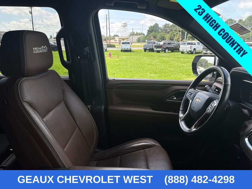 2023 Chevrolet Suburban High Country photo 18