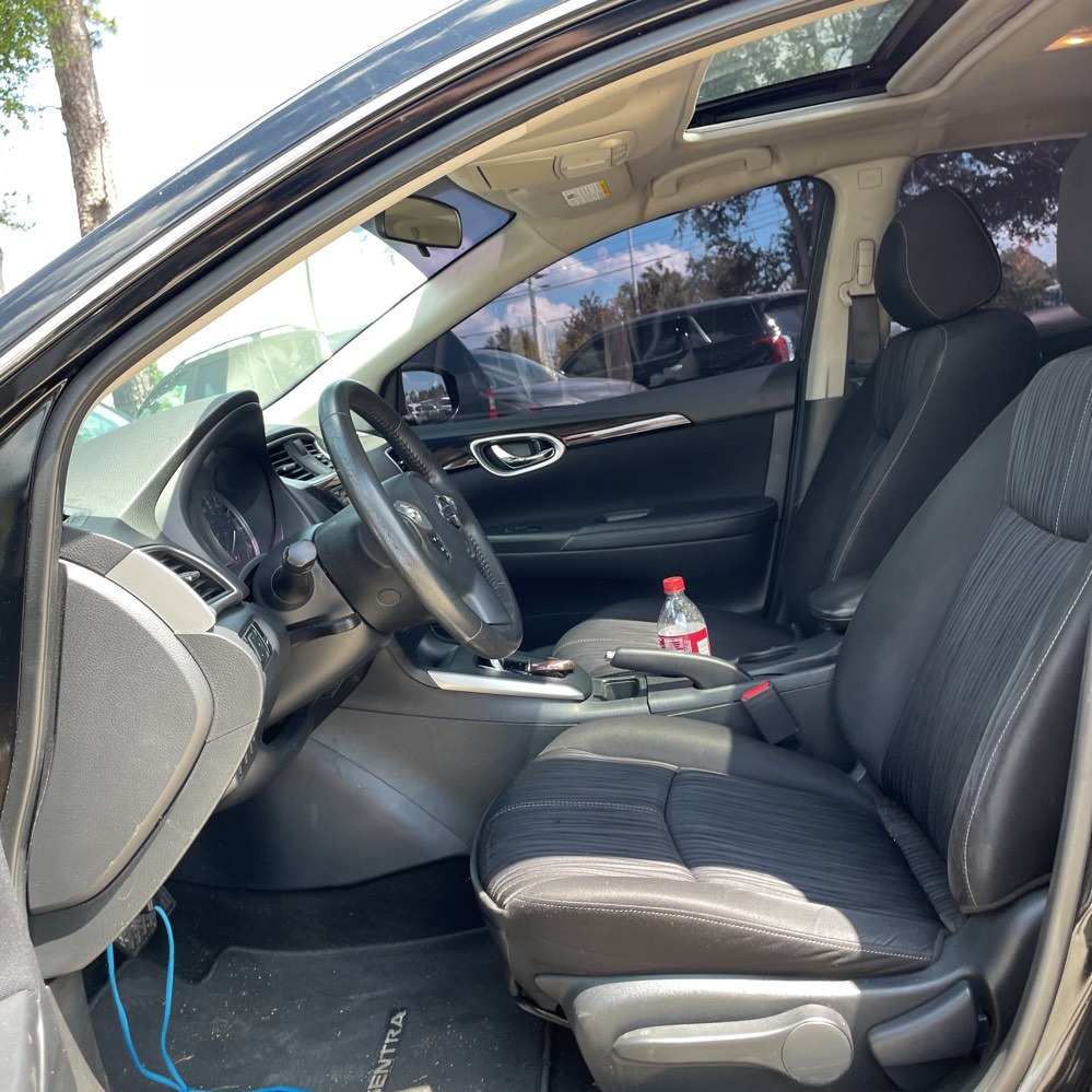 2018 Nissan Sentra SV photo 4