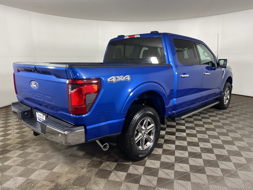 2025 Ford F-150 XLT photo 5