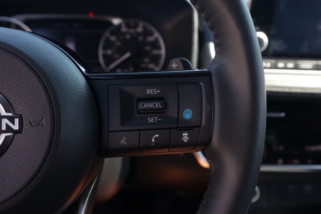 2023 Nissan Rogue SL photo 23