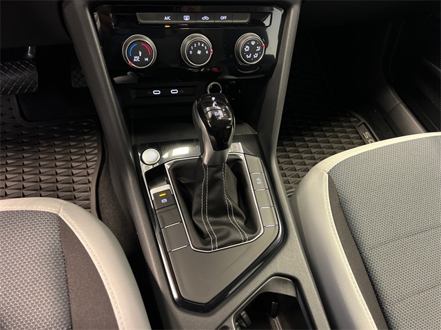 2025 Volkswagen Taos S photo 16