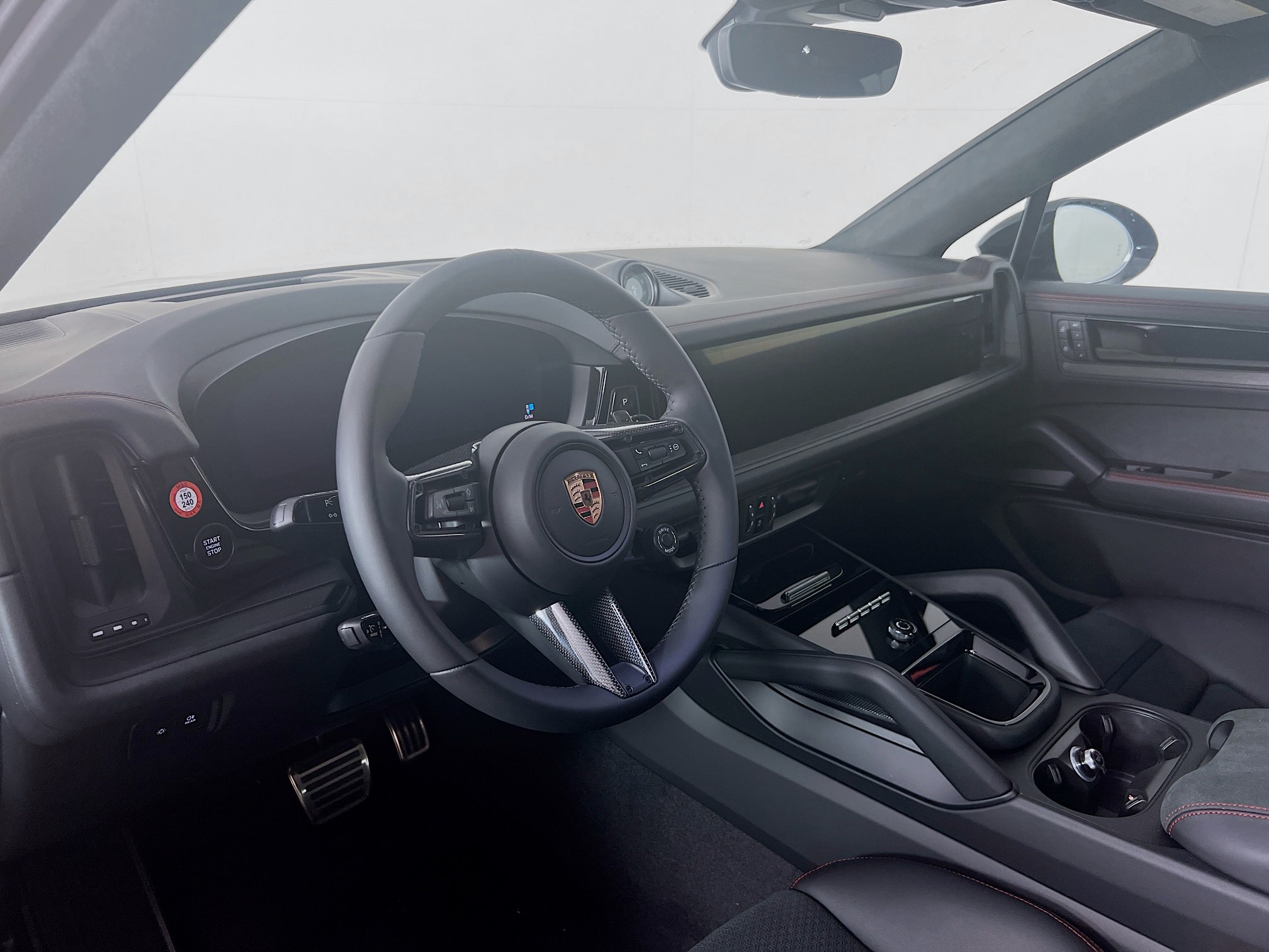 2026 Porsche Cayenne GTS Coupe photo 4