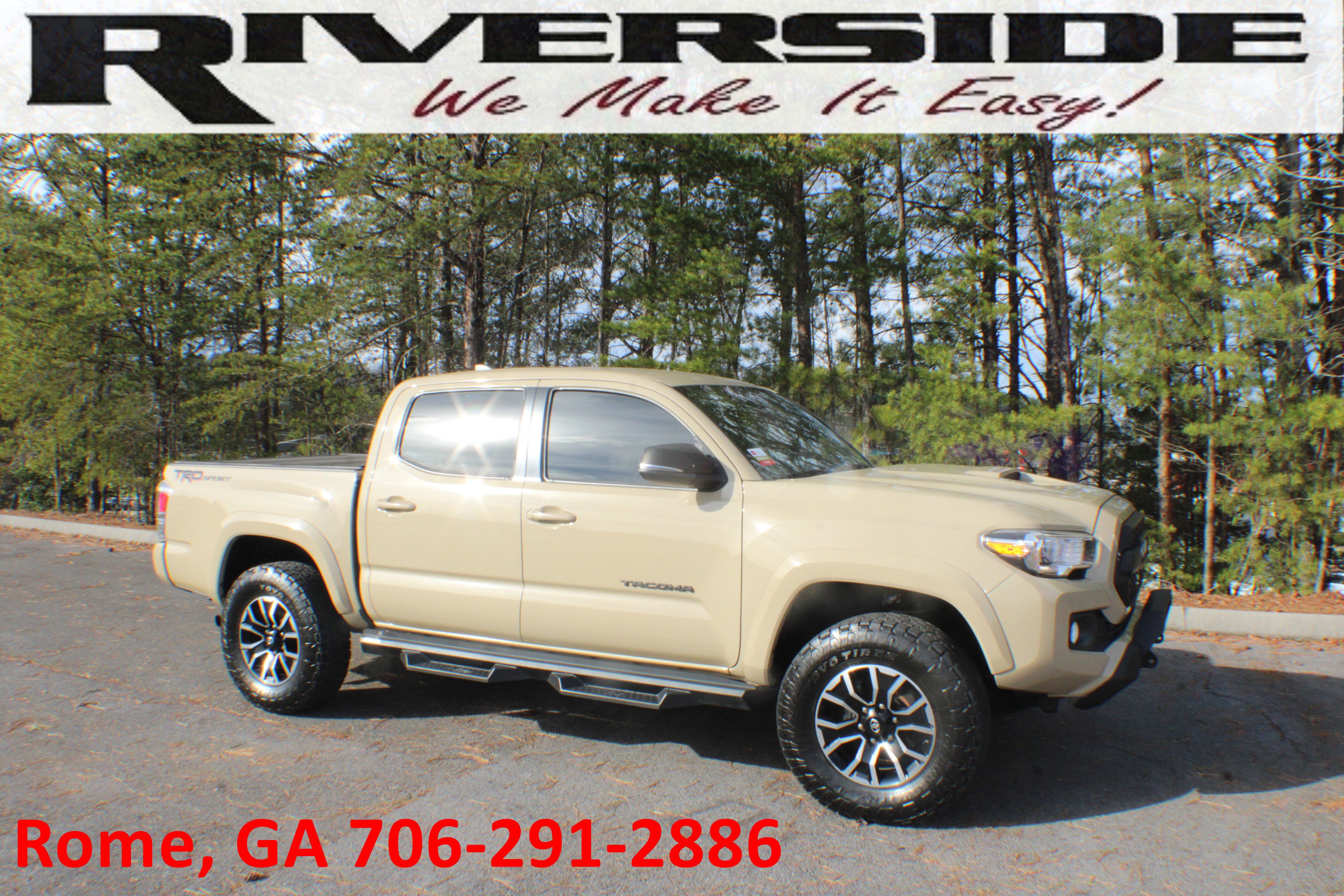 2020 Toyota Tacoma TRD Sport's photo