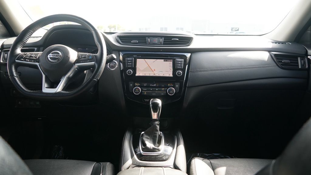 2018 Nissan Rogue SL photo 27