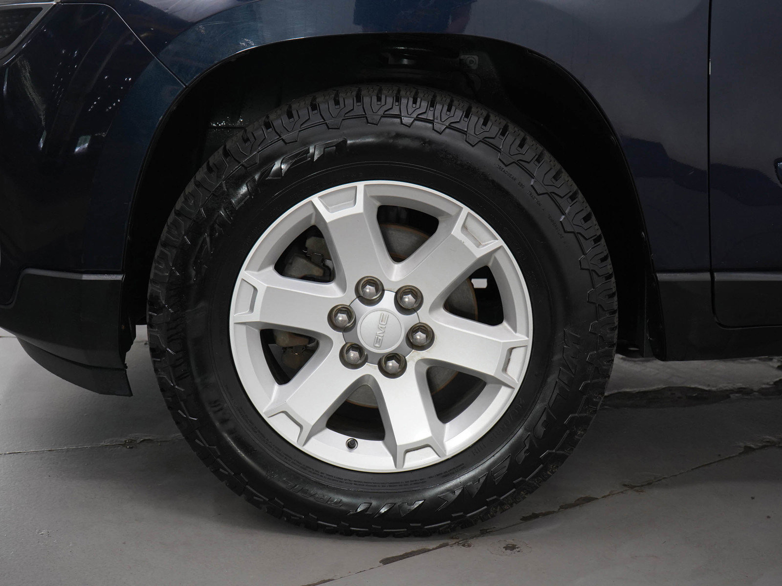2015 Gmc Acadia SLE photo 26