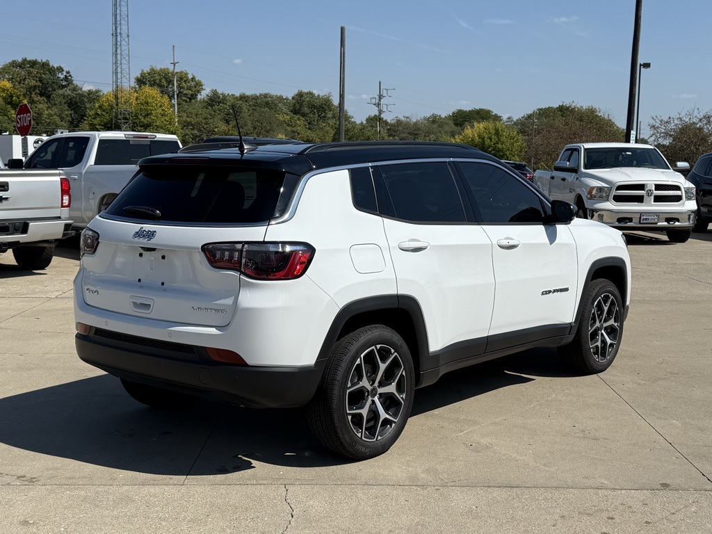 2025 Jeep Compass Limited photo 7