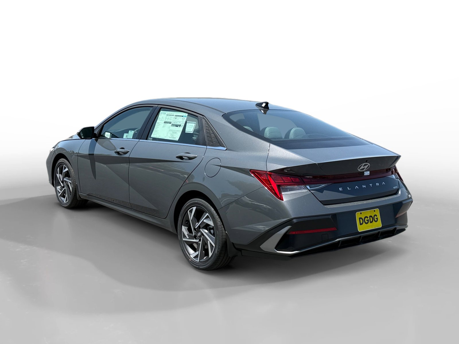 2025 Hyundai Elantra Hybrid Limited photo 3