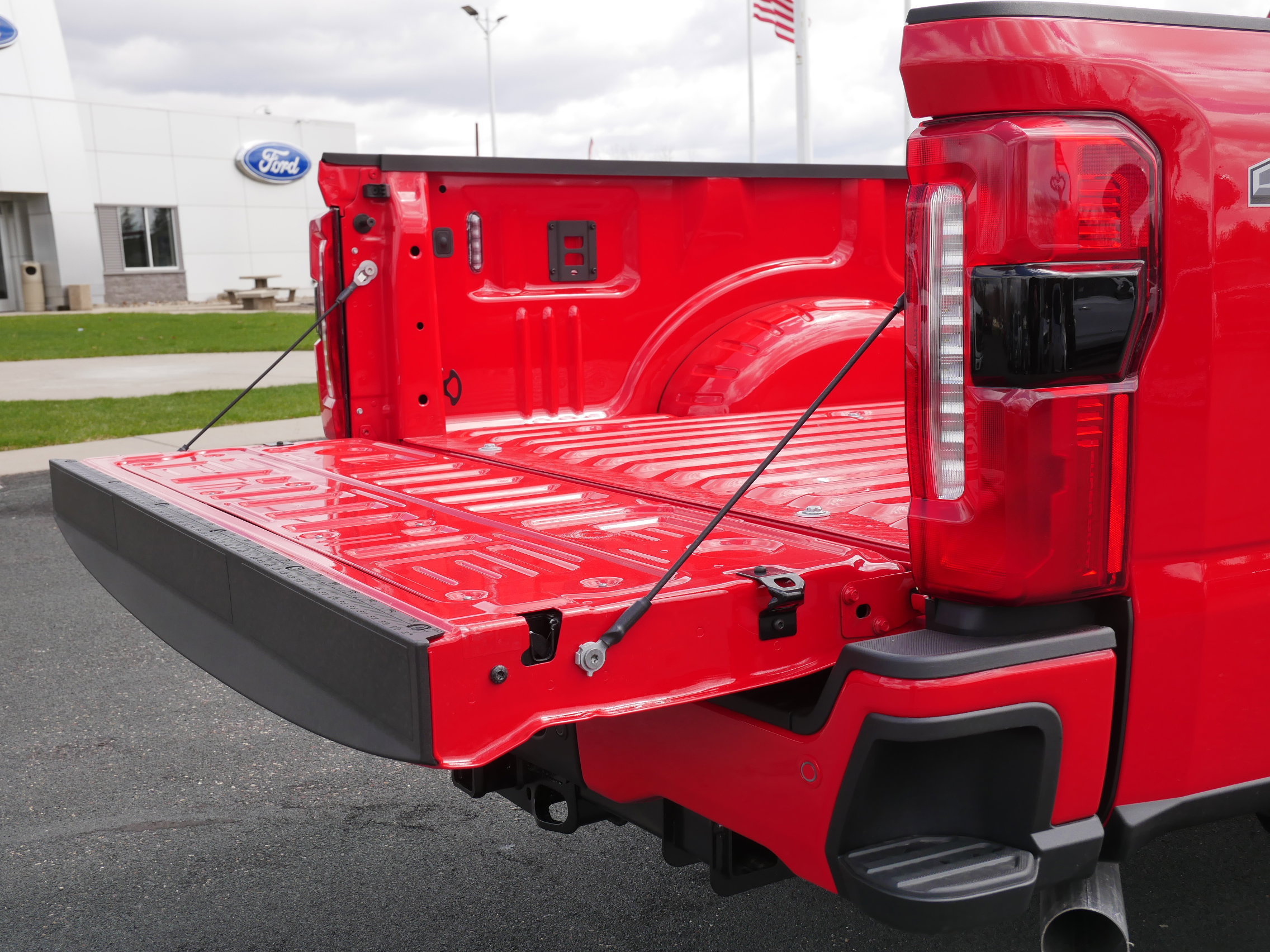 2025 Ford F-350 XL photo 7