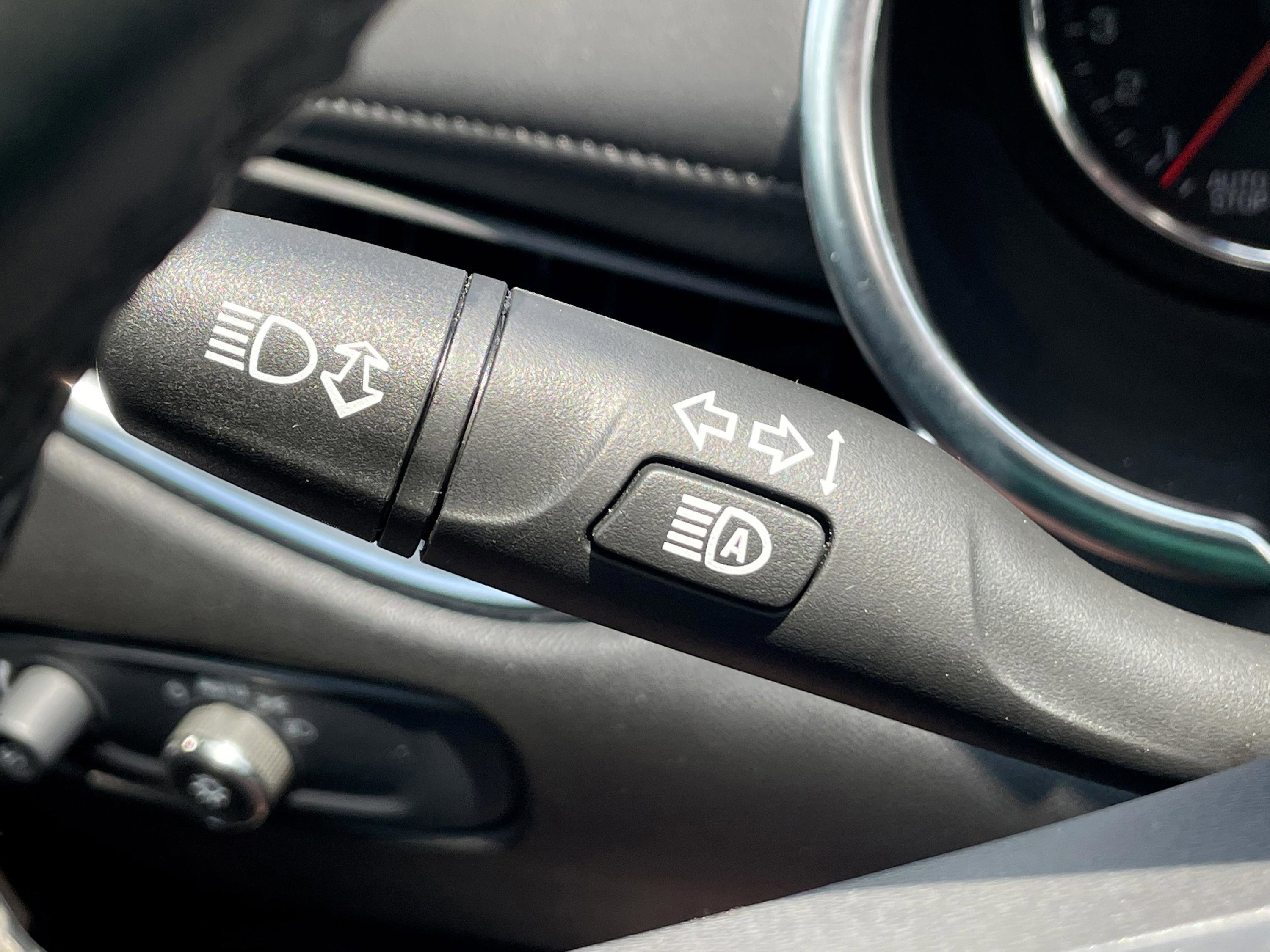 2024 Chevrolet Malibu Premier 2LT photo 26