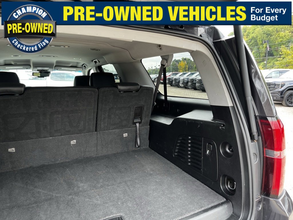 2018 Chevrolet Suburban LT photo 20