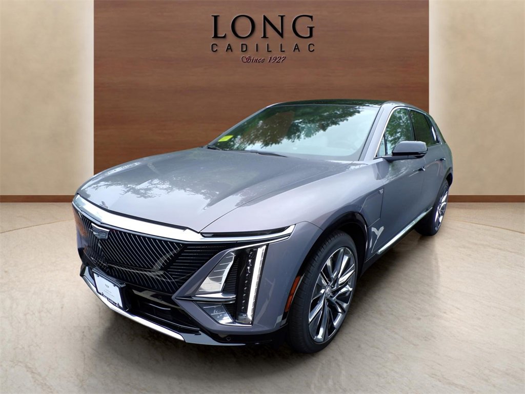 2025 Cadillac LYRIQ Luxury 3's photo