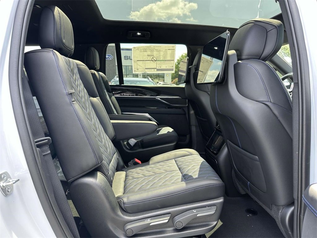 2026 Cadillac Escalade Sport photo 11