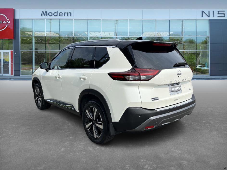 2023 Nissan Rogue SL photo 7