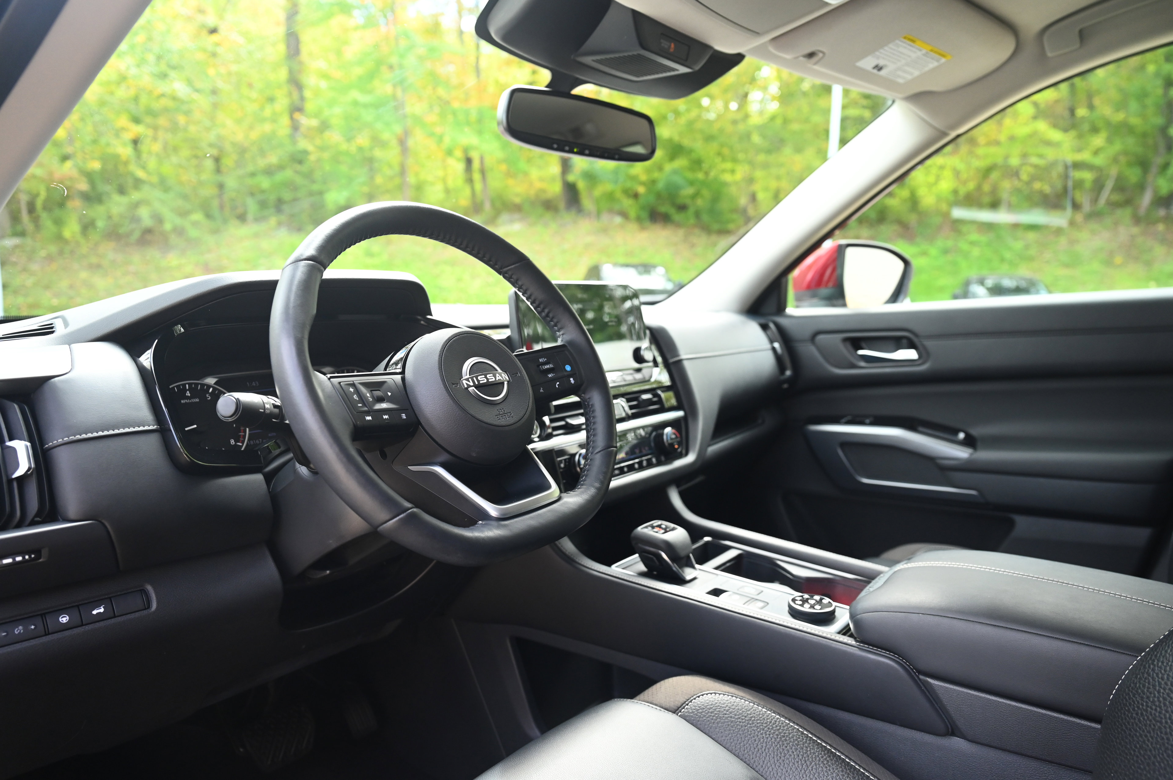 2022 Nissan Pathfinder SL photo 15