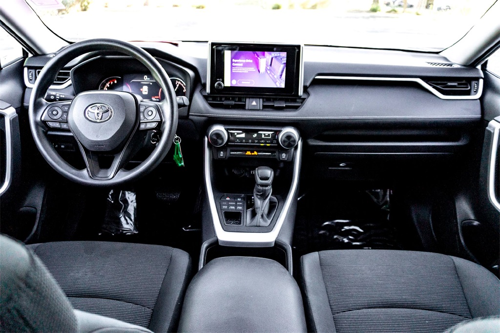 2024 Toyota RAV4 LE photo 28