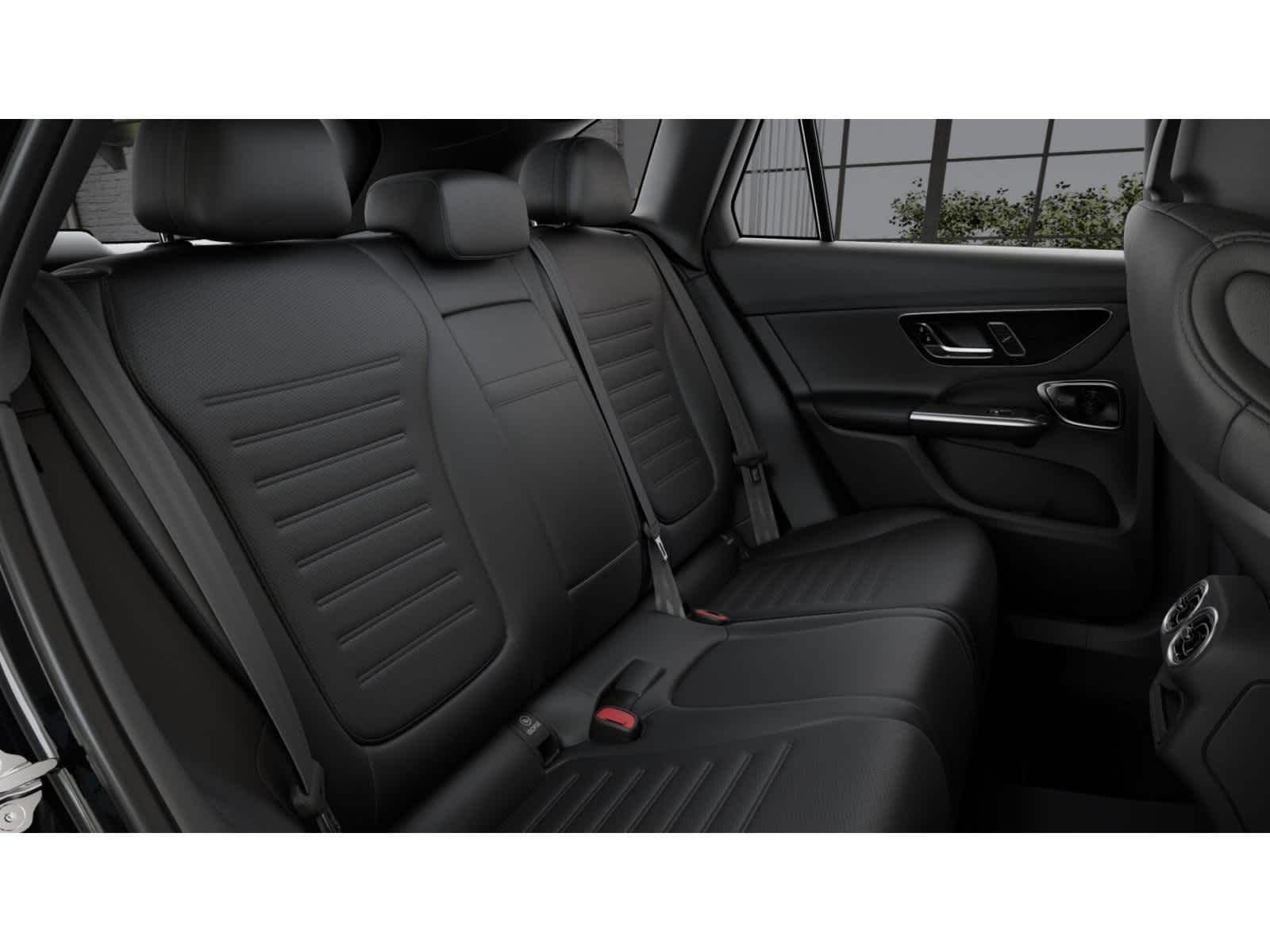 2026 Mercedes Benz GLC 300 photo 4